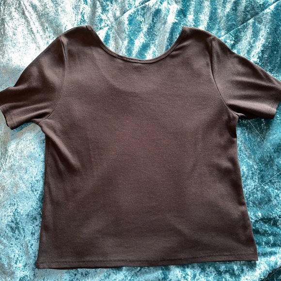 Levi’s Ribbed Tee - Picture 4 of 5